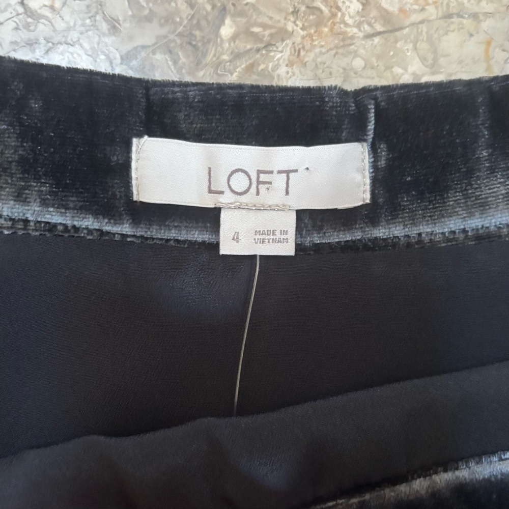 LOFT Gray Velvet Wrap Midi Skirt Size 4 – Luxe Holiday Party Essential - Picture 2 of 10